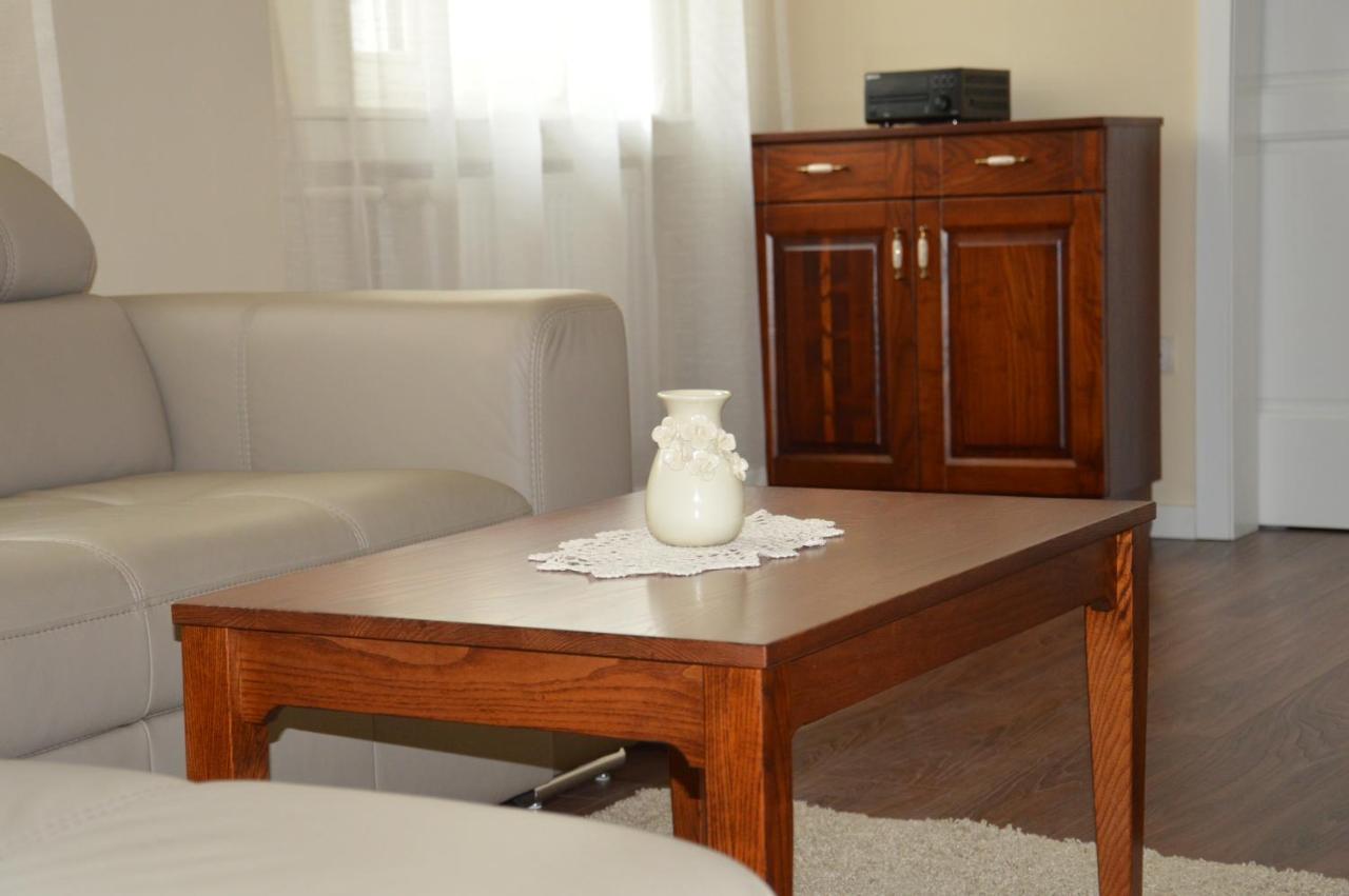 M2-Apartment Szombathely Ngoại thất bức ảnh