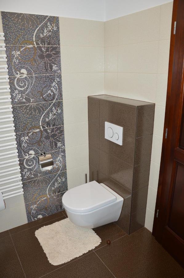 M2-Apartment Szombathely Ngoại thất bức ảnh